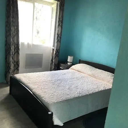 Dans Un Village De Caractere Сasa de vacaciones *