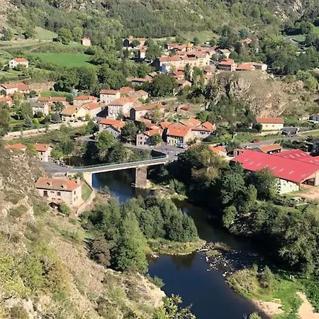 Сasa de vacaciones Dans Un Village De Caractere *