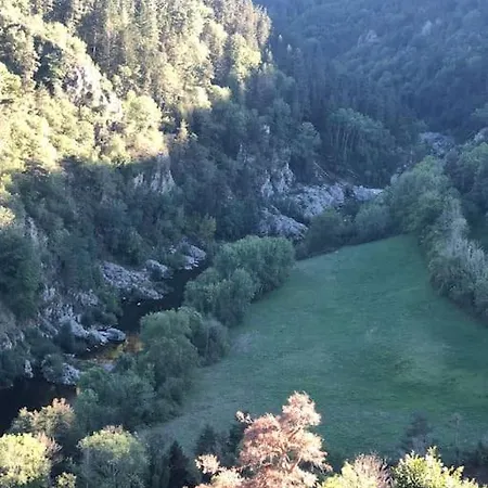 Сasa de vacaciones Dans Un Village De Caractere *